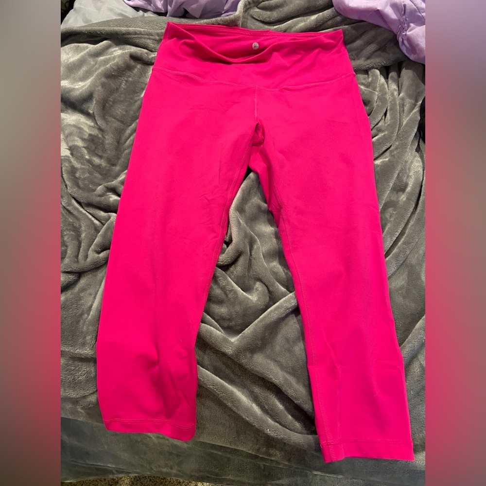 Pink cropped leggings